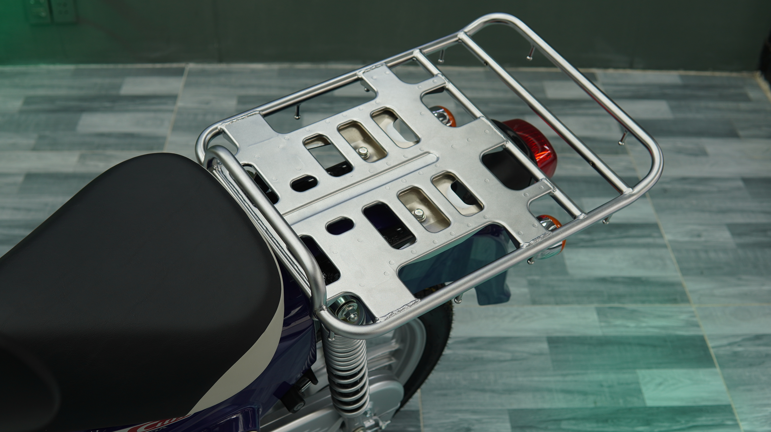 Honda Super Cub 110 Pro ABS 2025, Nhập Khẩu Chính Hãng Từ Nhật tại Cần Thơ