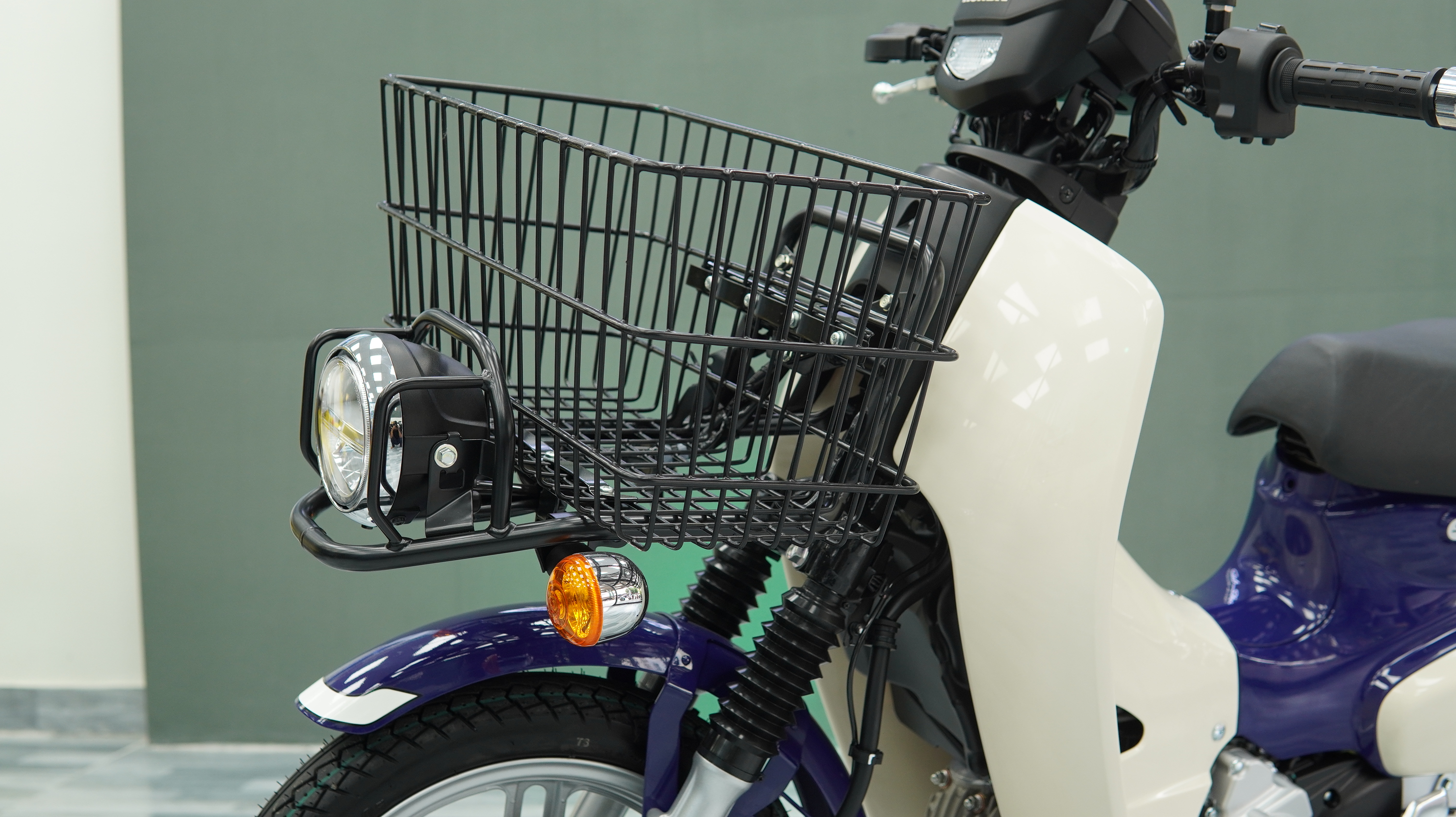 Honda Super Cub 110 Pro ABS 2025, Nhập Khẩu Chính Hãng Từ Nhật tại Cần Thơ