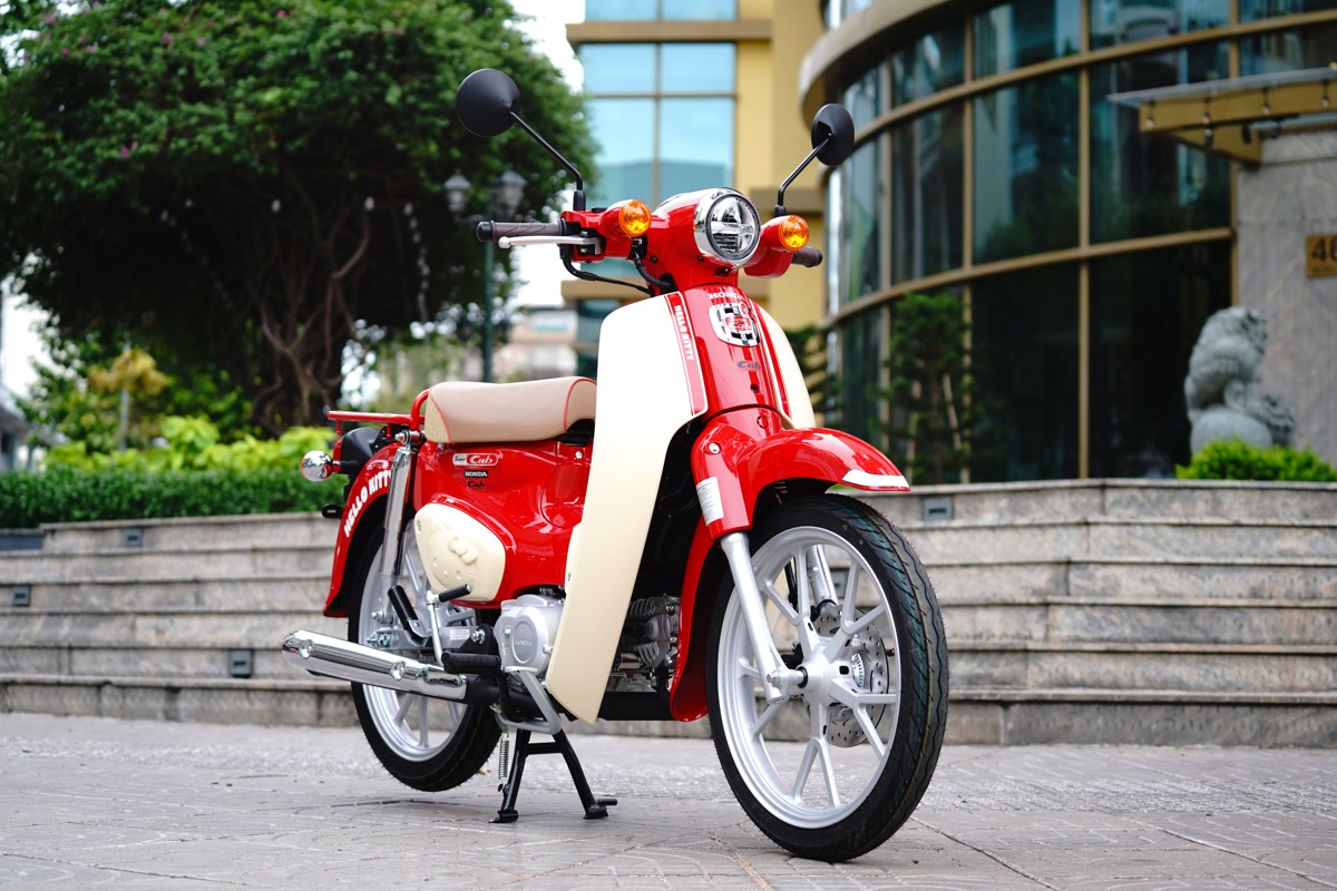 Honda Super Cub 110ABS Hello Kitty Edition, Made In Japan tại Cần Thơ