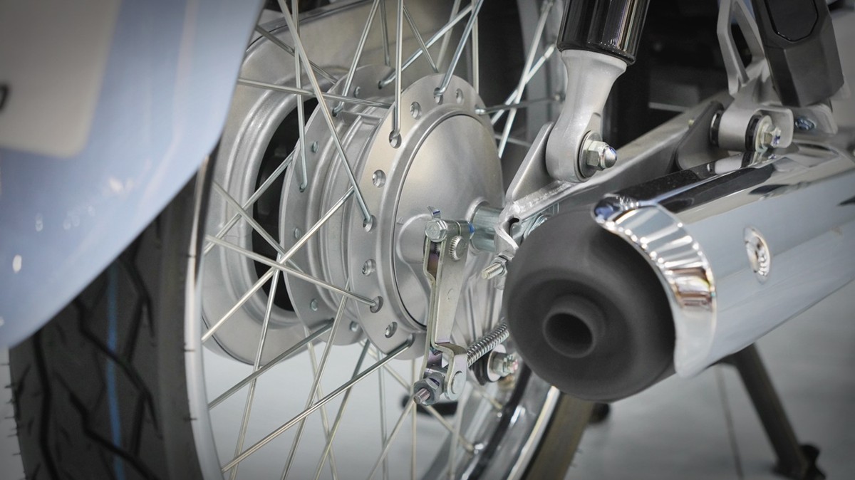 Honda Cub 110 Thái Fujisan – Tuyệt phẩm 500 xe toàn cầu, ABS an toàn, sắc màu độc bản từ Núi Phú Sĩ