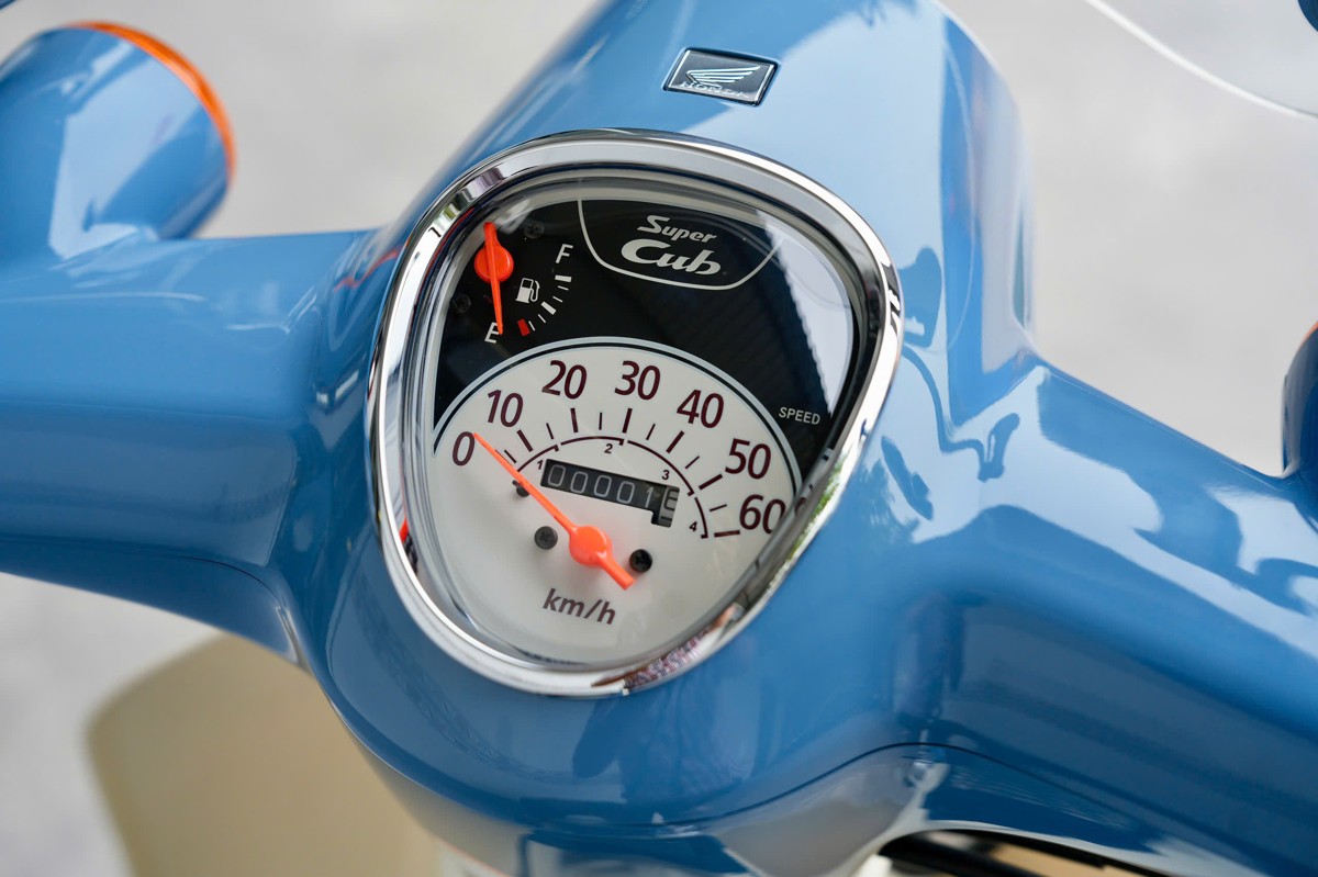 Honda Super Cub 50 Final Edition Custom Độc Quyền 12 phụ kiện