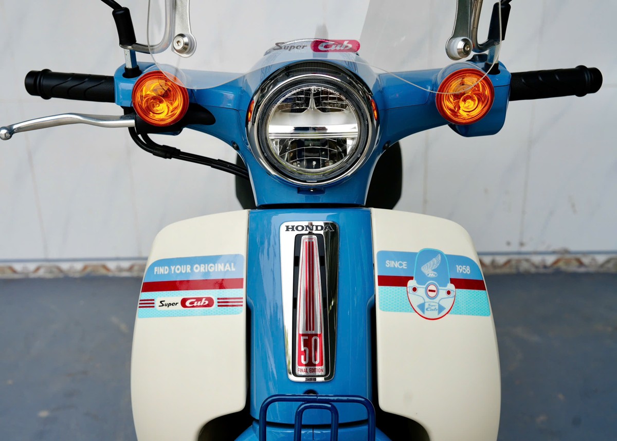 Honda Super Cub 50 Final Edition Custom Độc Quyền 12 phụ kiện