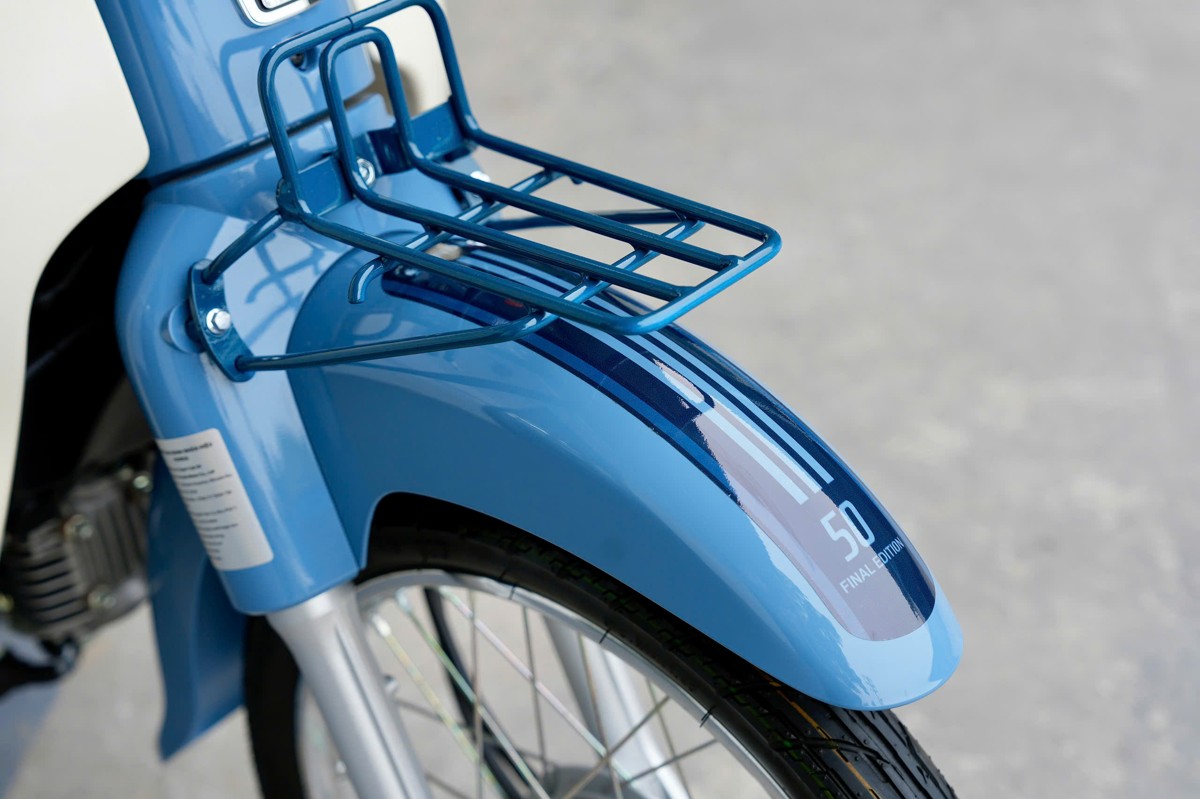 Honda Super Cub 50 Final Edition Custom Độc Quyền 12 phụ kiện