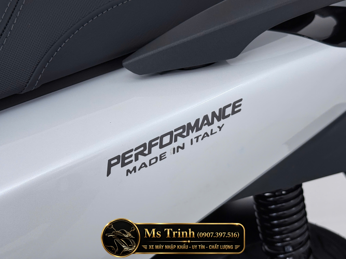 Honda SH150i Special Edition Standard nhập HMR Ý màu trắng tại Moto Cần Thơ: Giá trị nằm trong từng chi tiết nguyên bản