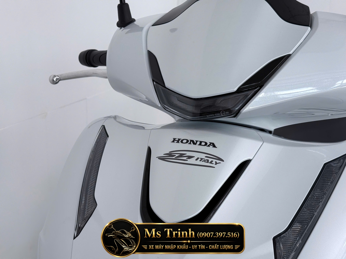 Honda SH150i Special Edition Standard nhập HMR Ý màu trắng tại Moto Cần Thơ: Giá trị nằm trong từng chi tiết nguyên bản