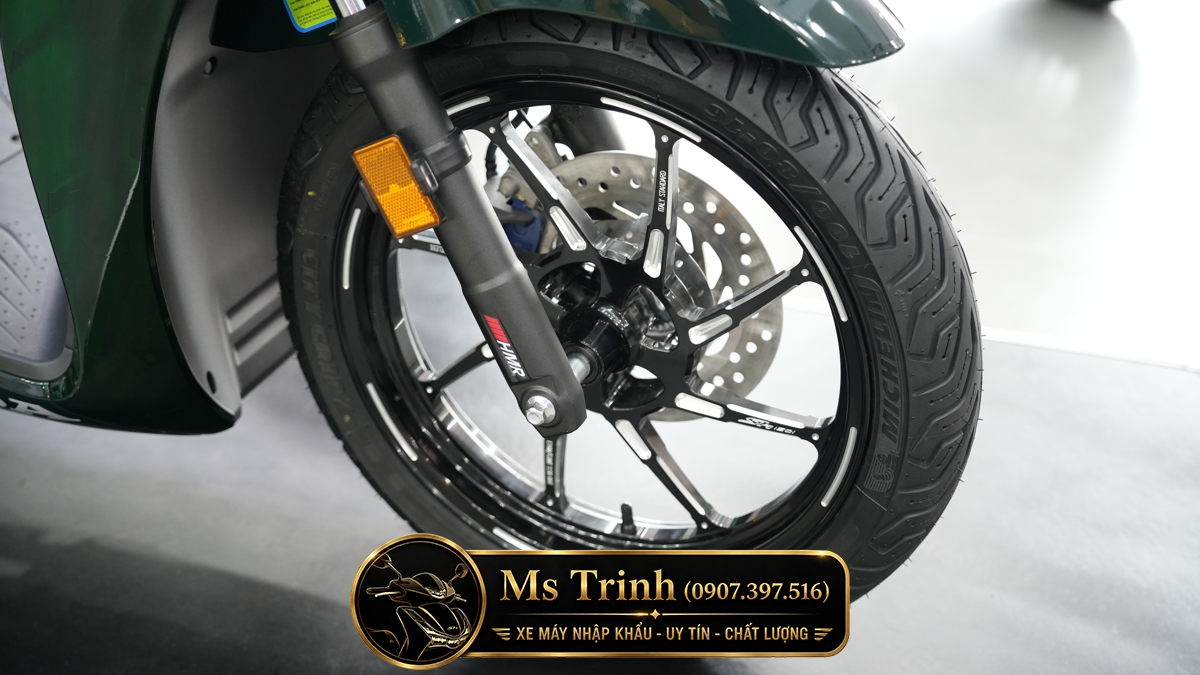 Honda SH150i Vetro Green - Sapphire tại Moto Cần Thơ: SH Ý Limited 200 xe