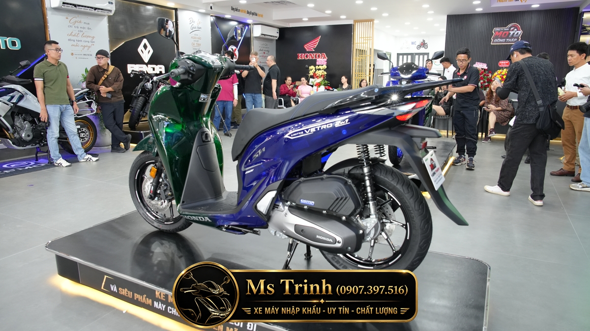 Honda SH150i Vetro Green - Sapphire tại Moto Cần Thơ: SH Ý Limited 200 xe