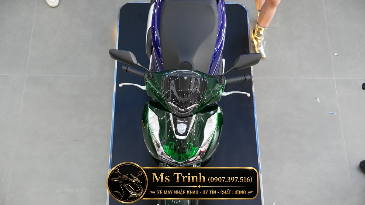 Honda SH150i Vetro Green - Sapphire tại Moto Cần Thơ: SH Ý Limited 200 xe
