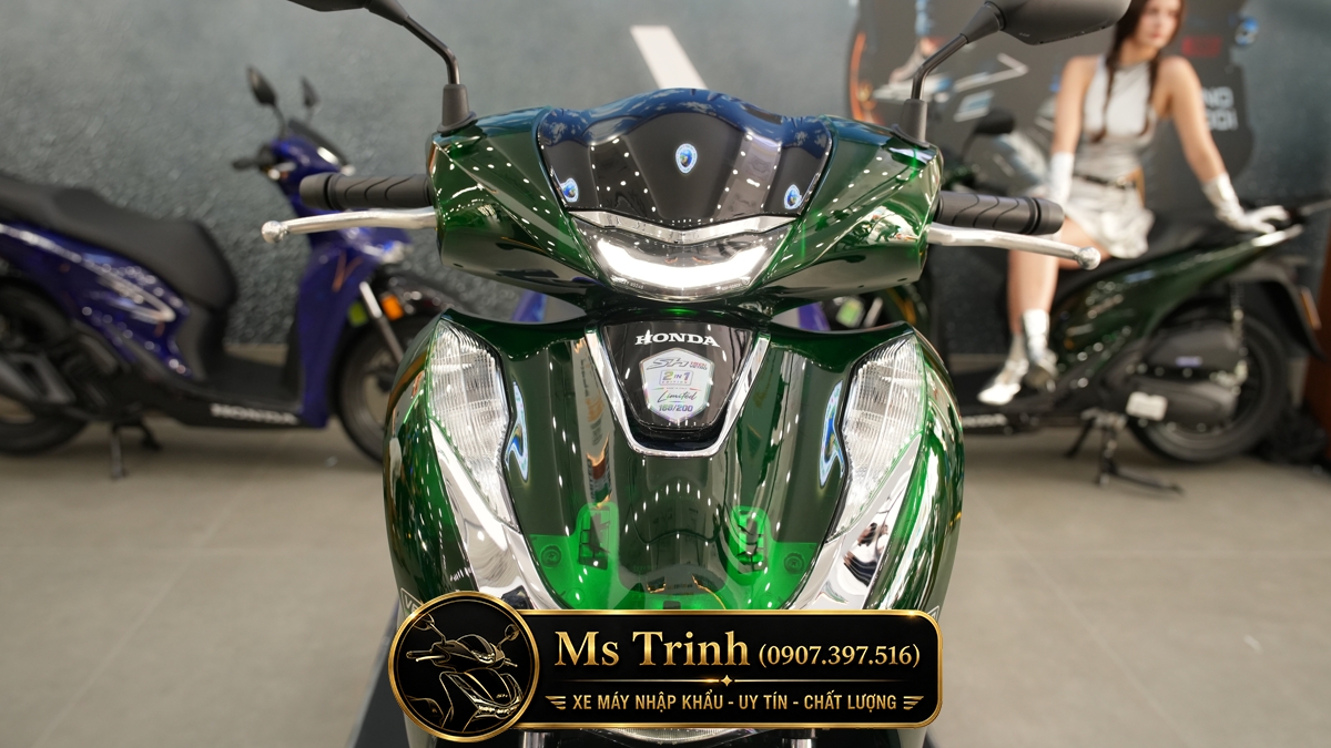 Honda SH150i Vetro Green - Sapphire tại Moto Cần Thơ: SH Ý Limited 200 xe