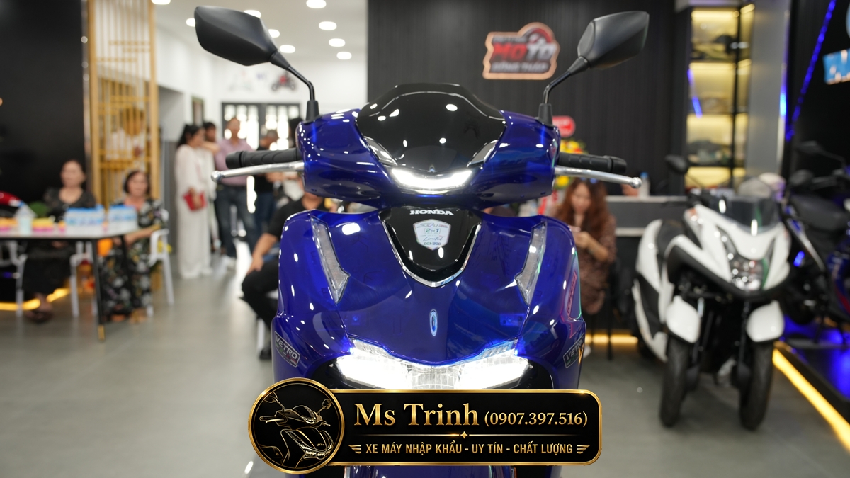 Honda SH150i Vetro Sapphire - Green tại Moto Cần Thơ: SH Ý 2 trong 1 giới hạn 200 xe