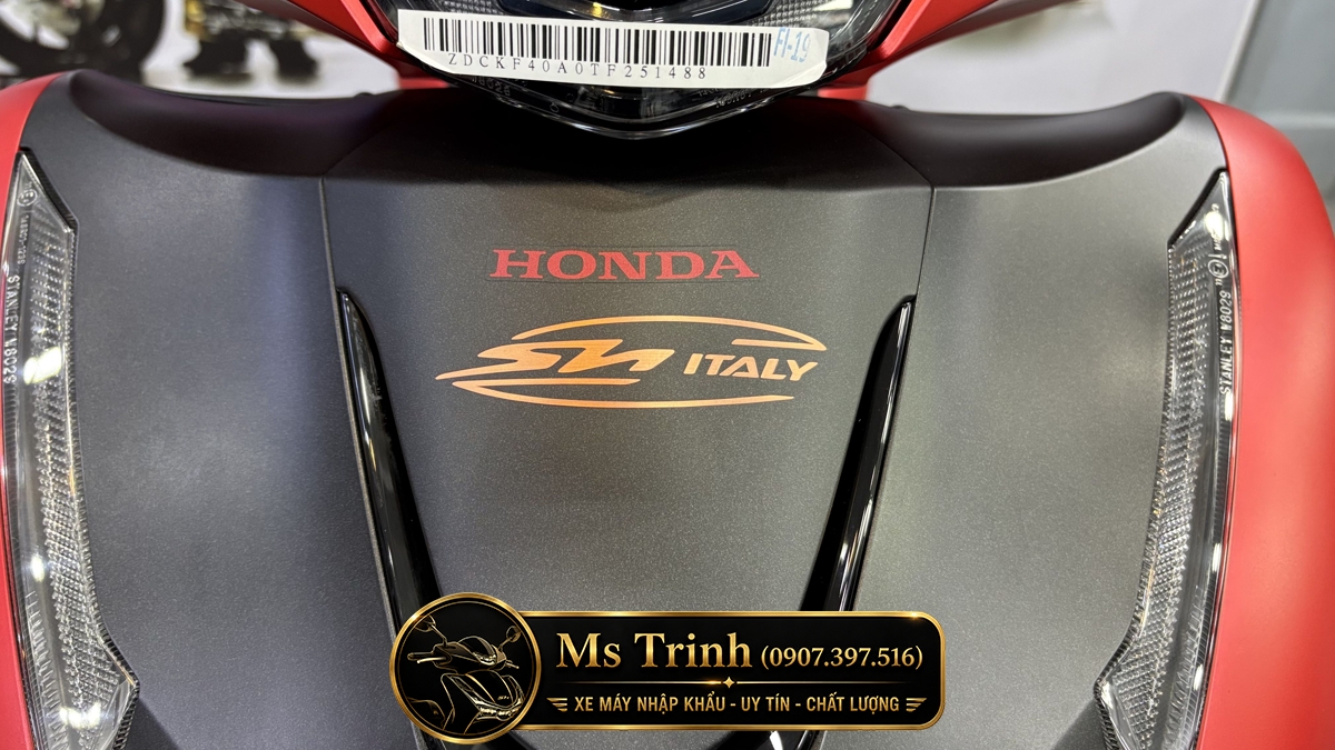 Honda SH150 Ý 2026 màu đỏ Sporty New Concept tại Moto Cần Thơ: Giá trị khác biệt của một chiếc SH nhập khẩu