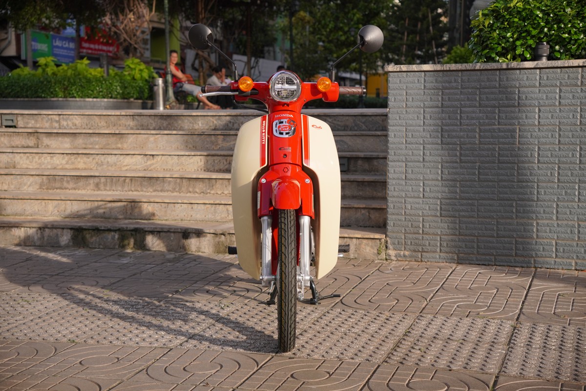 Honda Super Cub 50cc Hello Kitty Edition, Made In Japan, Hàng Hiếm tại Cần Thơ