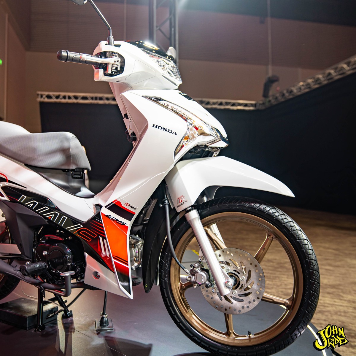 Honda Wave 125 Special Edition 2025 nhập Thái chính ngạch 