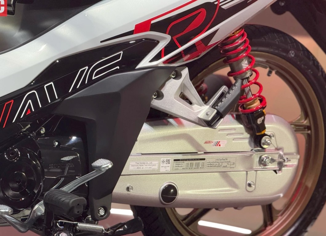 Honda Wave 125 Special Edition 2025 nhập Thái chính ngạch 