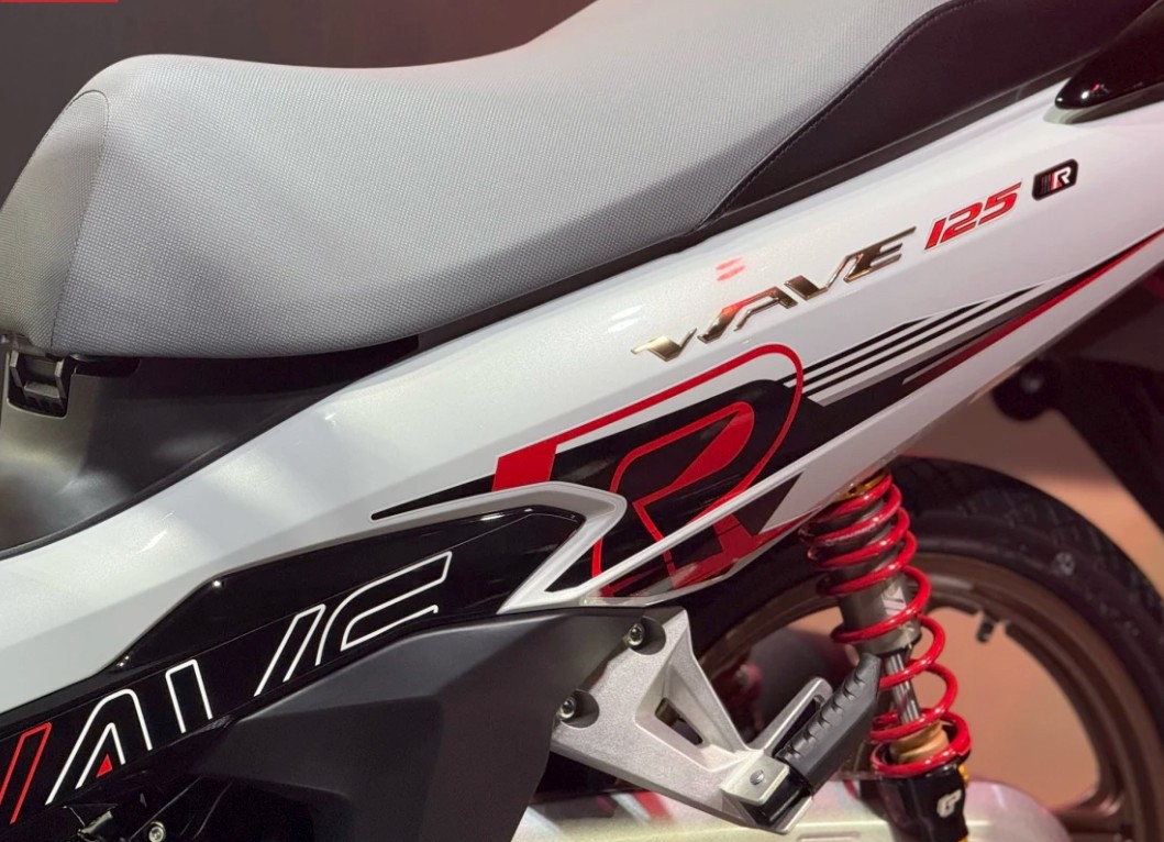 Honda Wave 125 Special Edition 2025 nhập Thái chính ngạch 