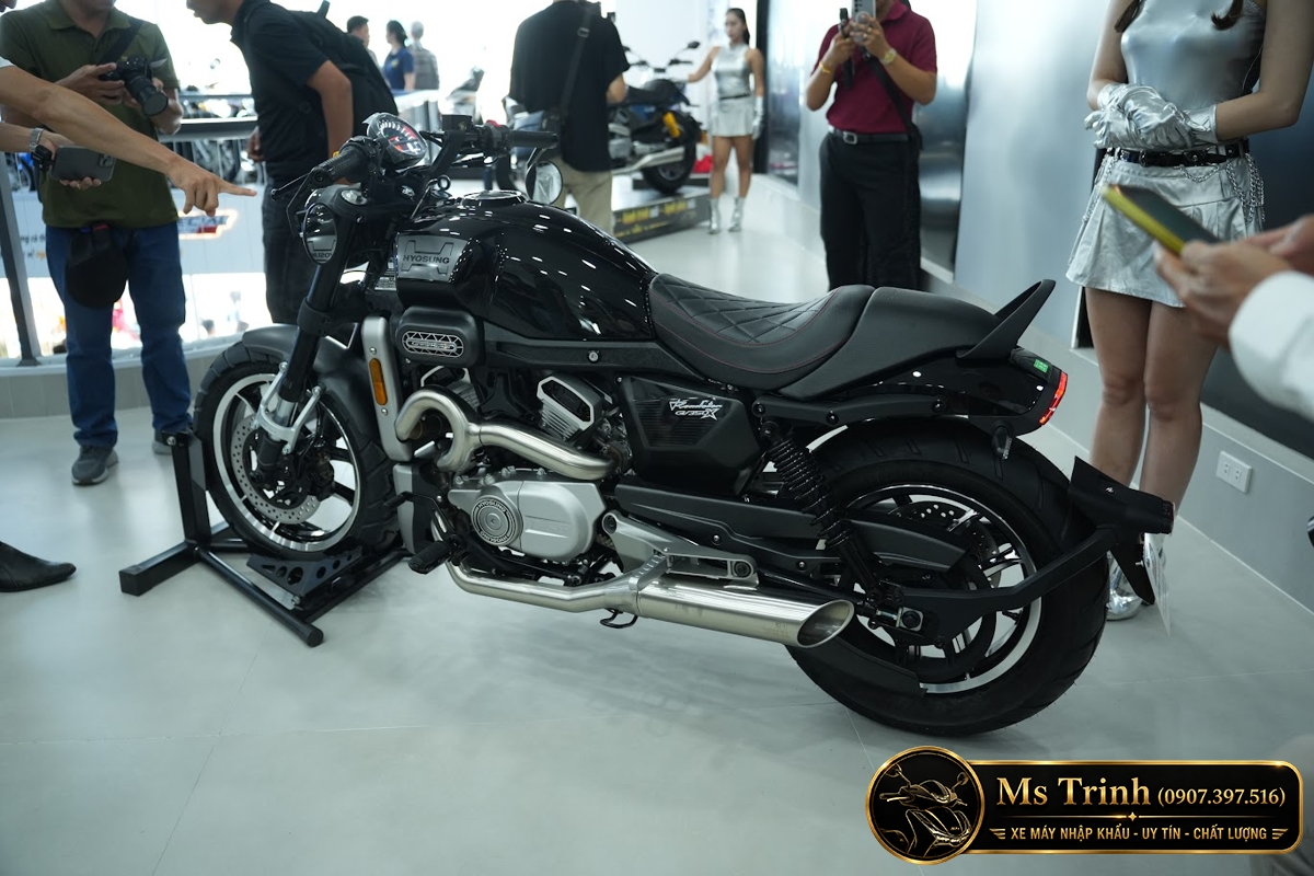 Hyosung GV350X tại Moto Cần Thơ - Cruiser 350cc Phong Cách Mỹ Cơ Bắp, Cá Tính