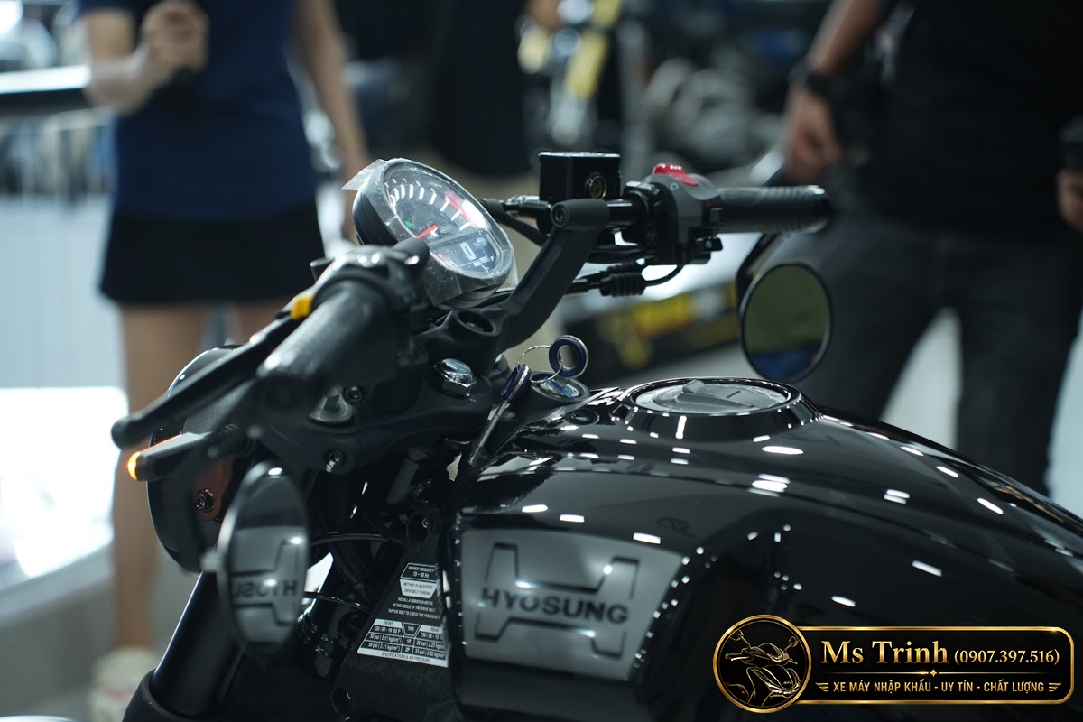 Hyosung GV350X tại Moto Cần Thơ - Cruiser 350cc Phong Cách Mỹ Cơ Bắp, Cá Tính