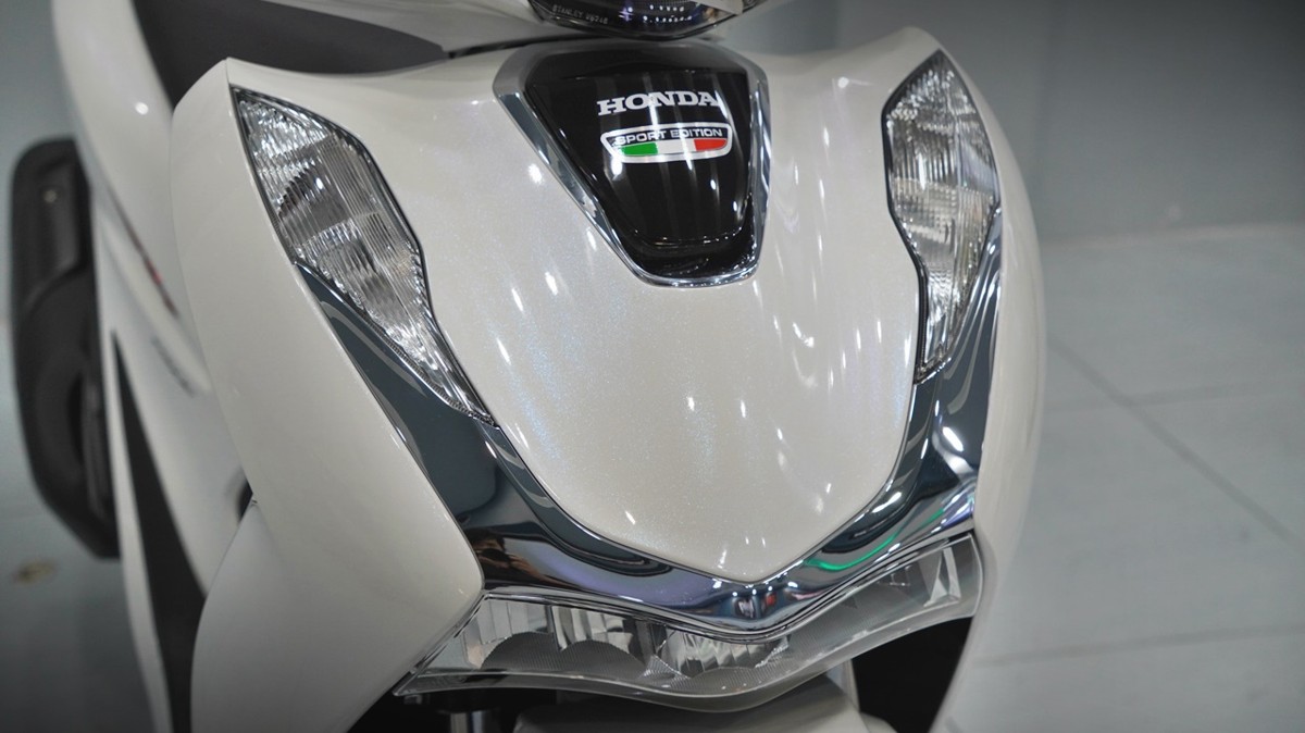 Honda SH150 trắng pha lê nhập Ý 2026 tại Moto Cần Thơ - Sport Edition chính ngạch, chuẩn chất Ý