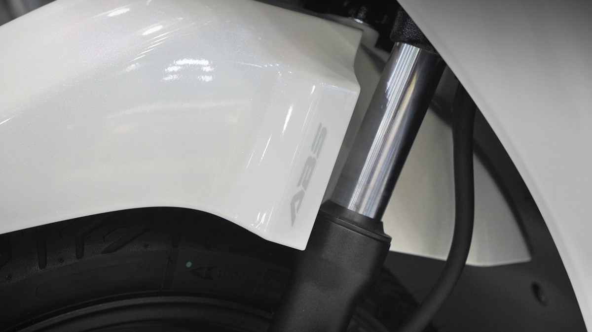 Honda SH150 trắng pha lê nhập Ý 2026 tại Moto Cần Thơ - Sport Edition chính ngạch, chuẩn chất Ý