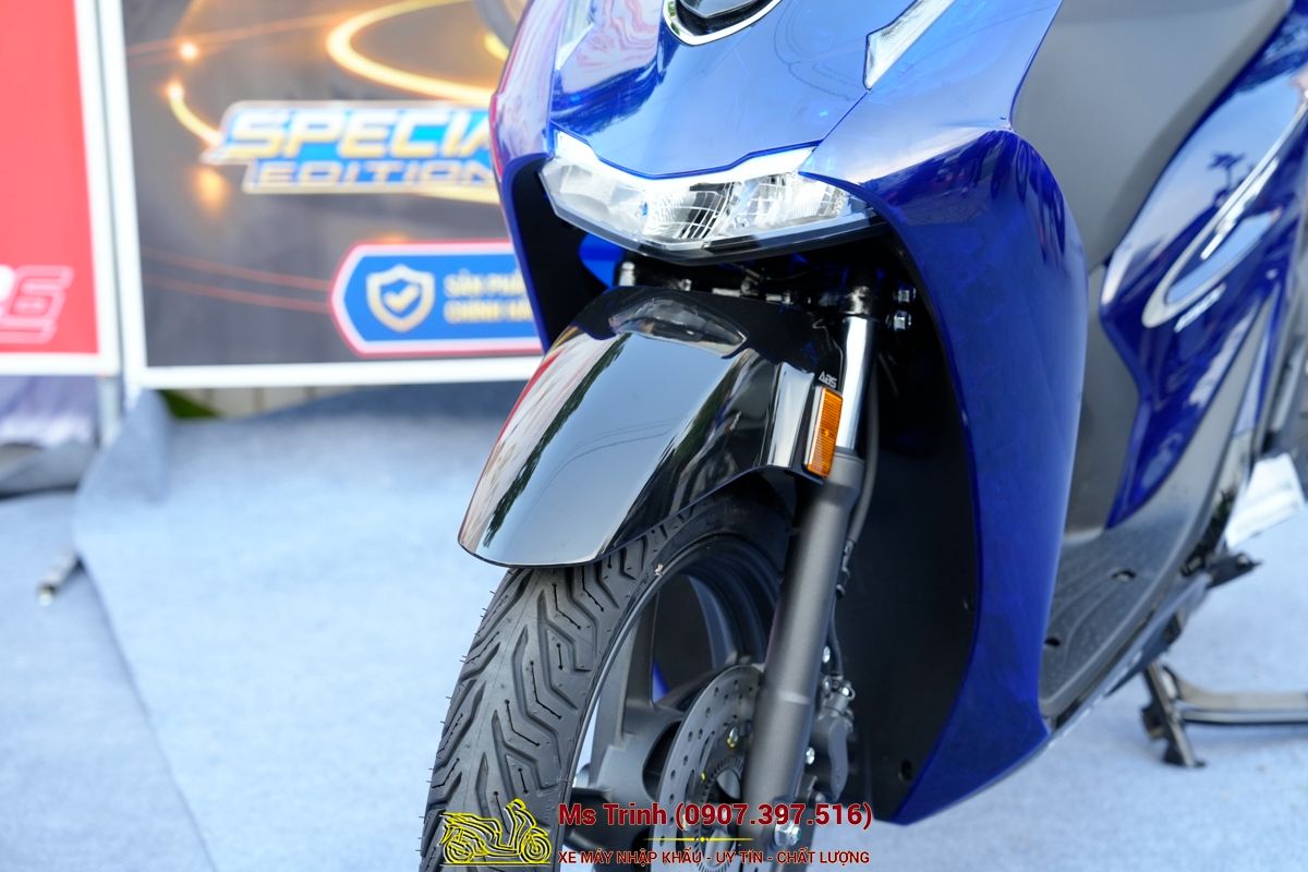 Honda SH150 Vetro Blue 2026 Limited Edition - Siêu phẩm SH Ý dàn áo xanh trong suốt cực hiếm tại Moto Cần Thơ