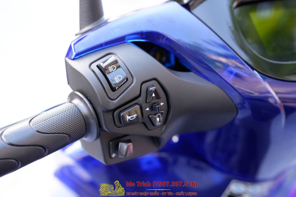Honda SH150 Vetro Blue 2026 Limited Edition - Siêu phẩm SH Ý dàn áo xanh trong suốt cực hiếm tại Moto Cần Thơ