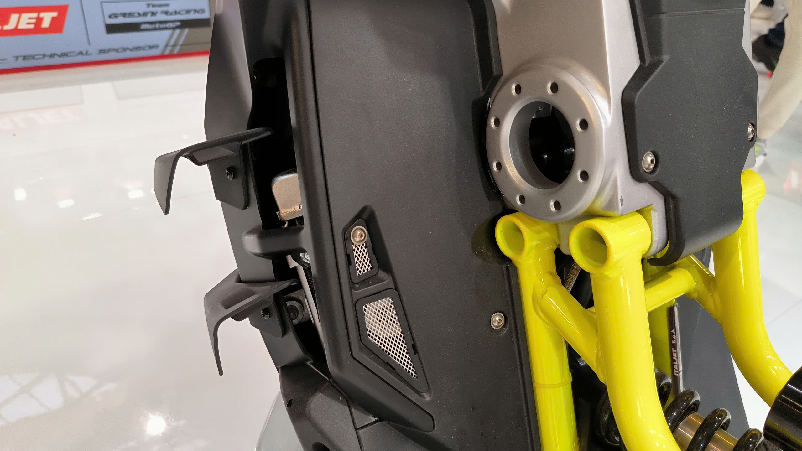 Italjet Dragster 300, Xe Tay Ga Thể Thao Thương Hiệu Từ Italy tại Cần Thơ