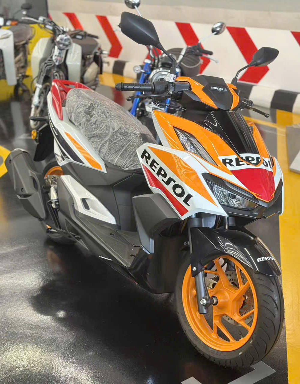Honda Vario160 Repsol Edition, Giới hạn 2.000 xe, NK Malaysia tại Cần Thơ