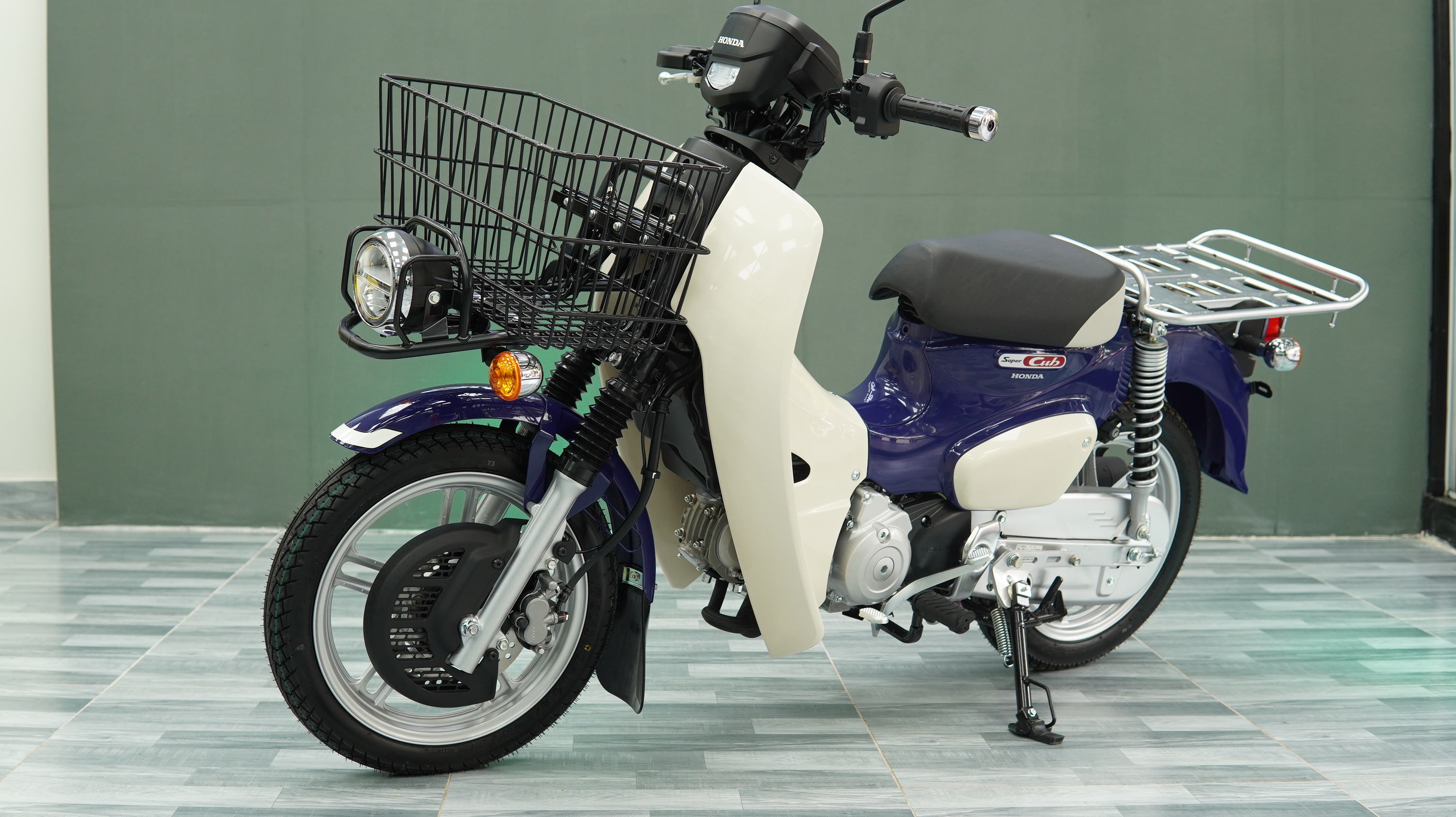 Honda Super Cub 110 Pro ABS 2025, Nhập Khẩu Chính Hãng Từ Nhật