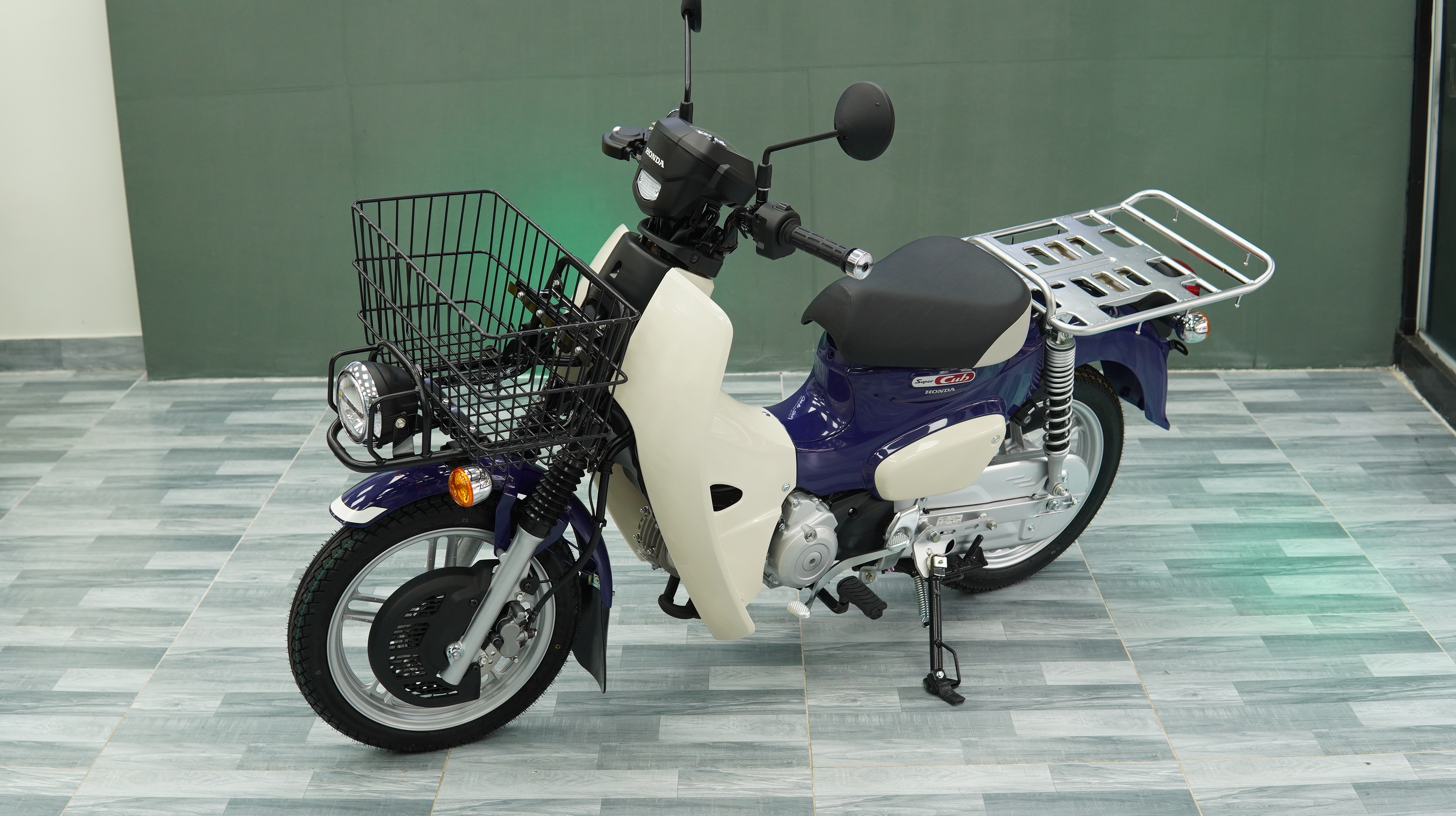 Honda Super Cub 110 Pro ABS 2025, Nhập Khẩu Chính Hãng Từ Nhật