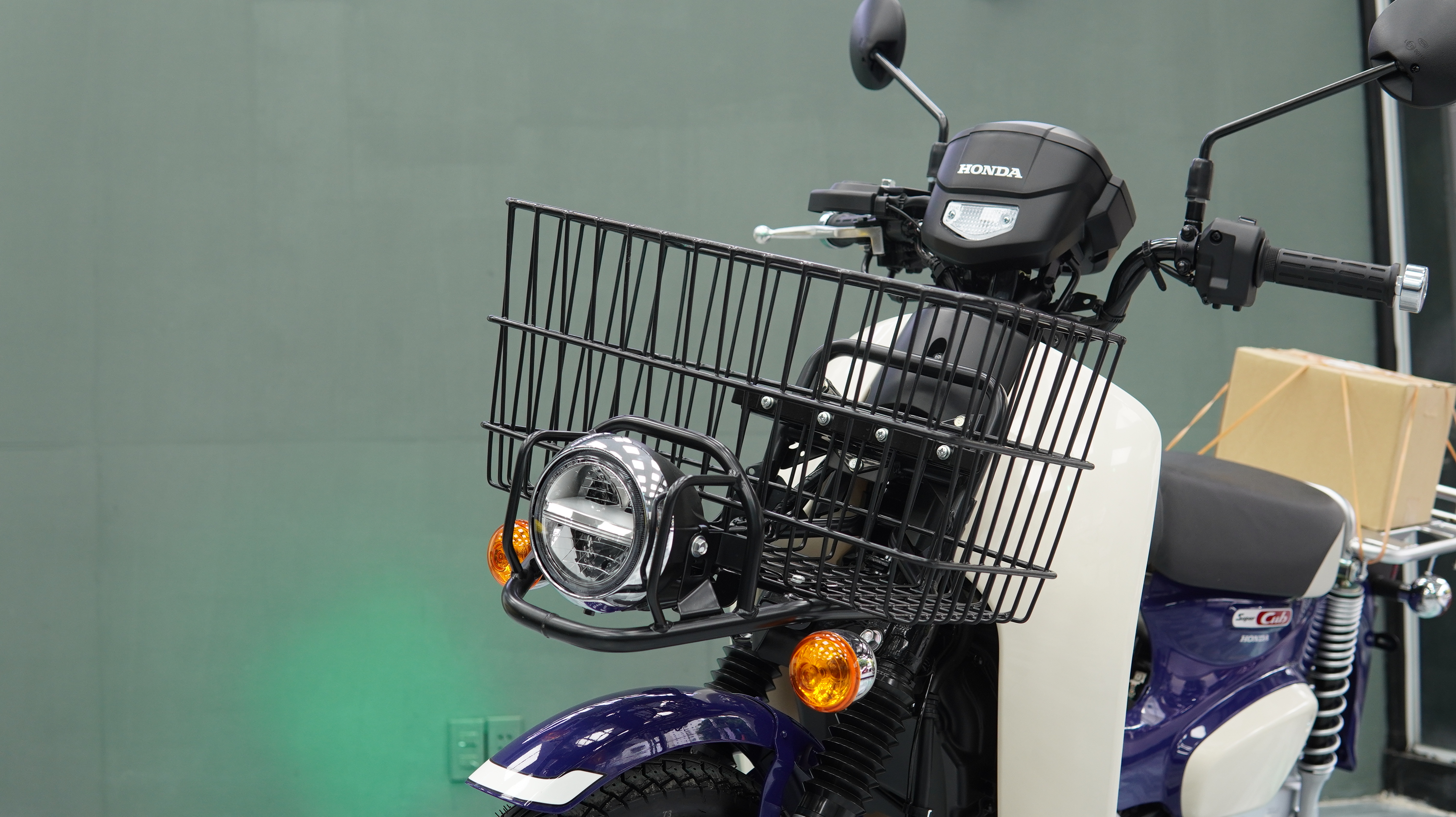 Honda Super Cub 110 Pro ABS 2025, Nhập Khẩu Chính Hãng Từ Nhật