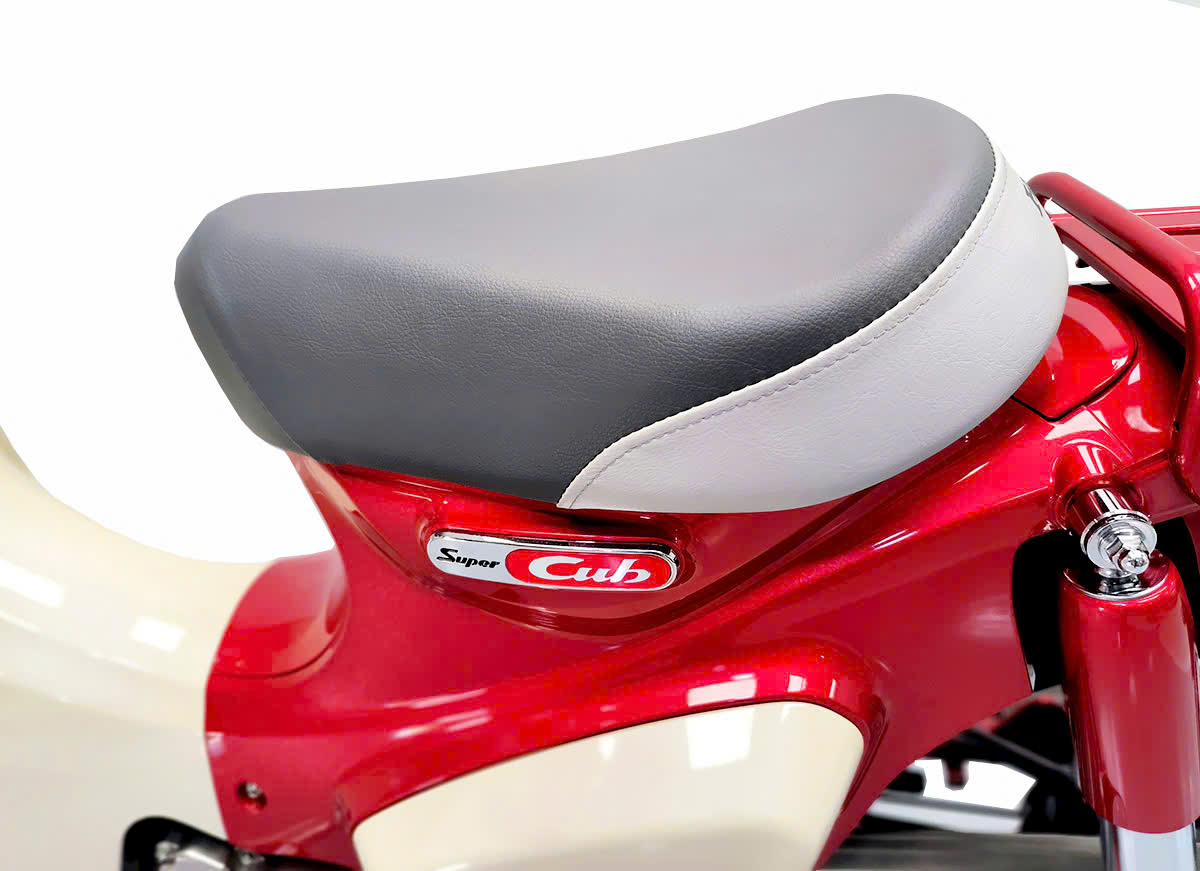 Honda Super C125 ABS, Nhập Nhật, Chính Hãng Màu Đỏ Cuối Cùng