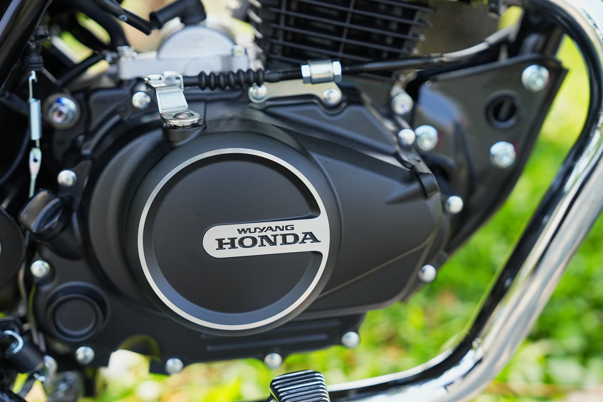 Động Cơ 150cc Mạnh Mẽ Và Tiết Kiệm Nhiên Liệu