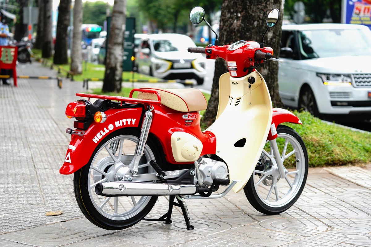Honda Super Cub 110ABS Hello Kitty Edition, Made In Japan tại Hồ Chí Minh