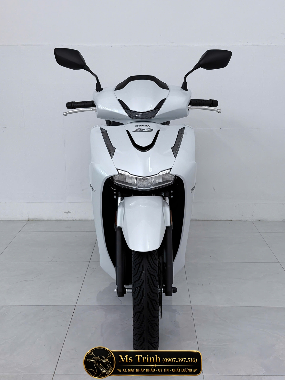 Honda SH150i Special Edition Standard HMR Ý màu trắng thực tế Honda SH150i HMR nhập khẩu chính ngạch màu trắng dành cho người sưu tầm