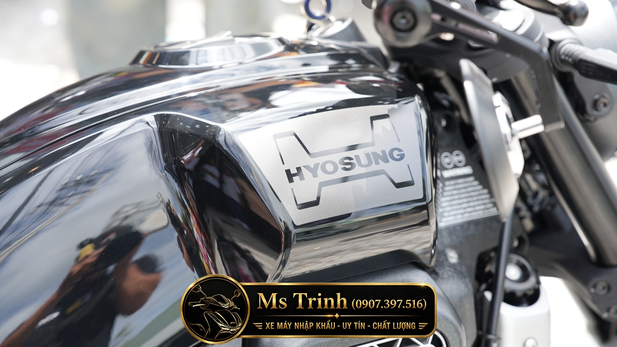 Dòng xe phù hợp cho những chuyến đi xe - Hyosung GV350X