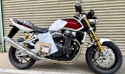 Sản xuất giới hạn Honda CB1300SF SP Final Edition bản cuối cùng bất ngờ về Việt Nam